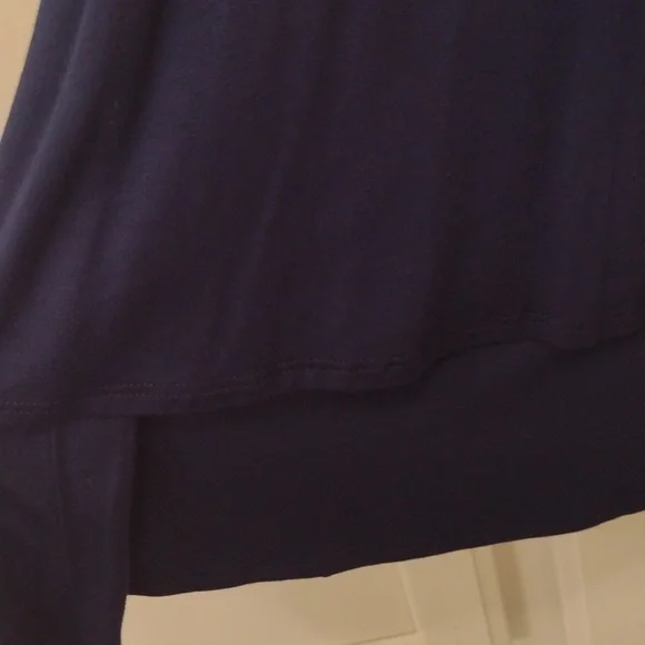 Navy t-shirt dress - Picture 3 of 3